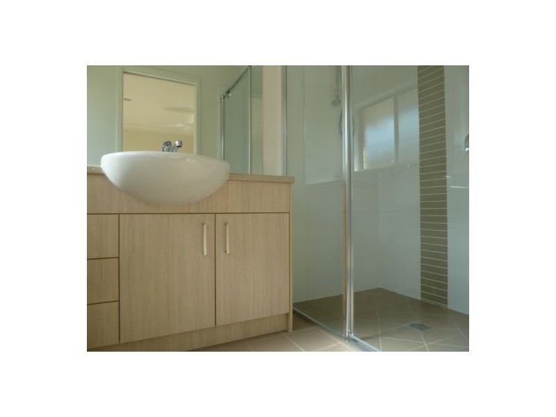 65 Augustus Blvd, Urraween QLD 4655