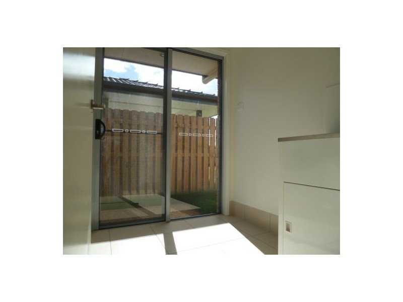 65 Augustus Blvd, Urraween QLD 4655