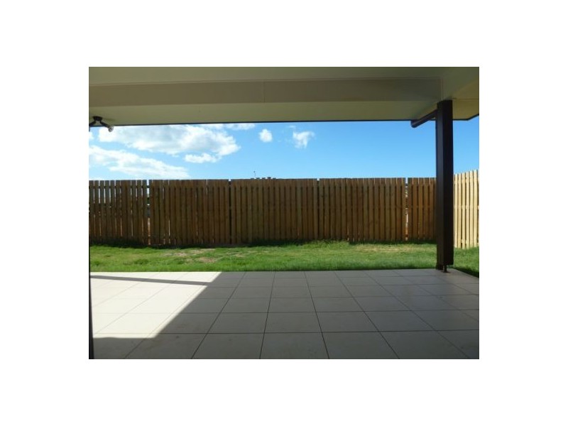 65 Augustus Blvd, Urraween QLD 4655