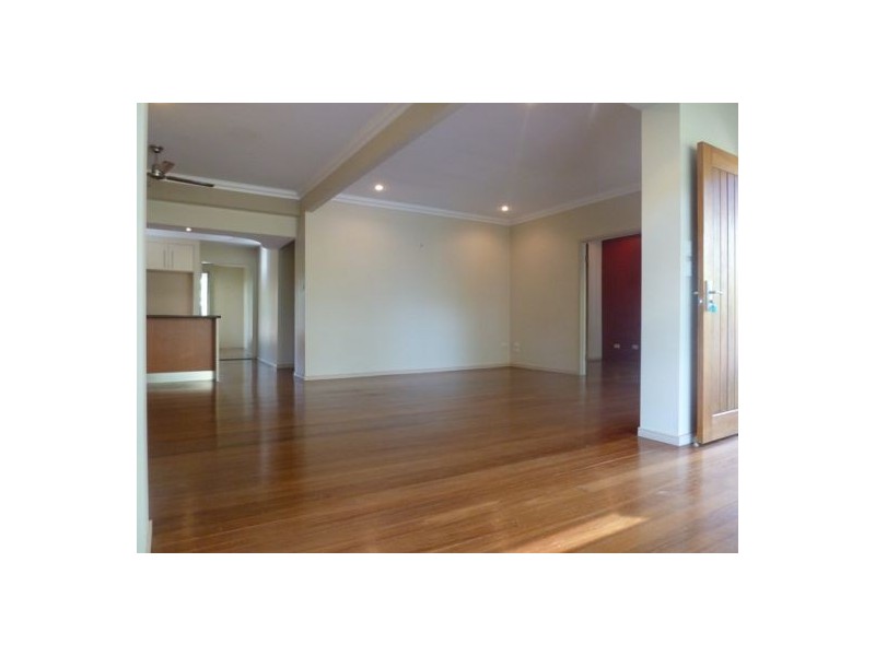 530 Esplanade, Urangan QLD 4655