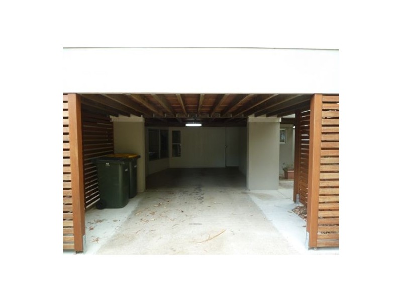 530 Esplanade, Urangan QLD 4655