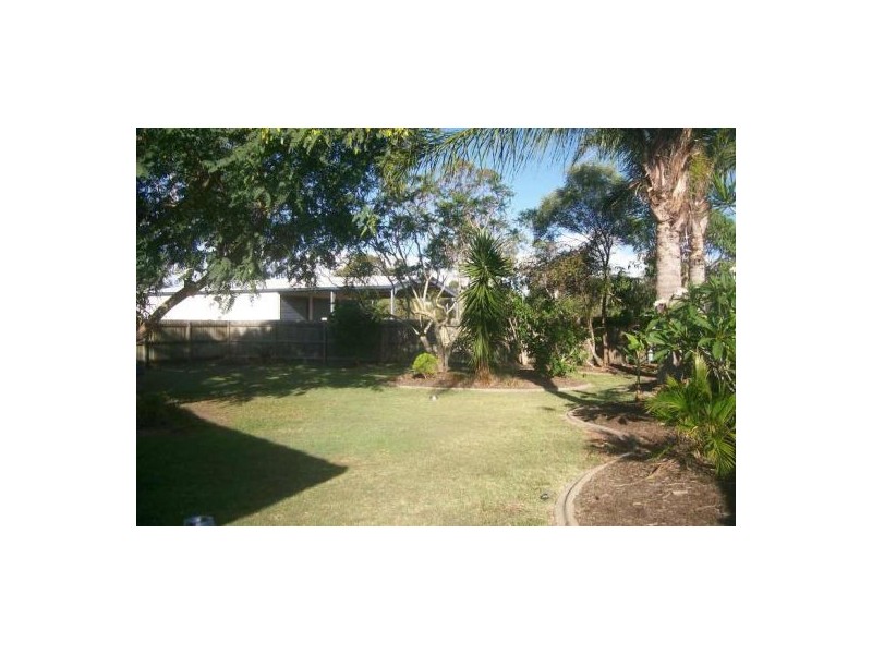 8 Maree Street, Wondunna QLD 4655