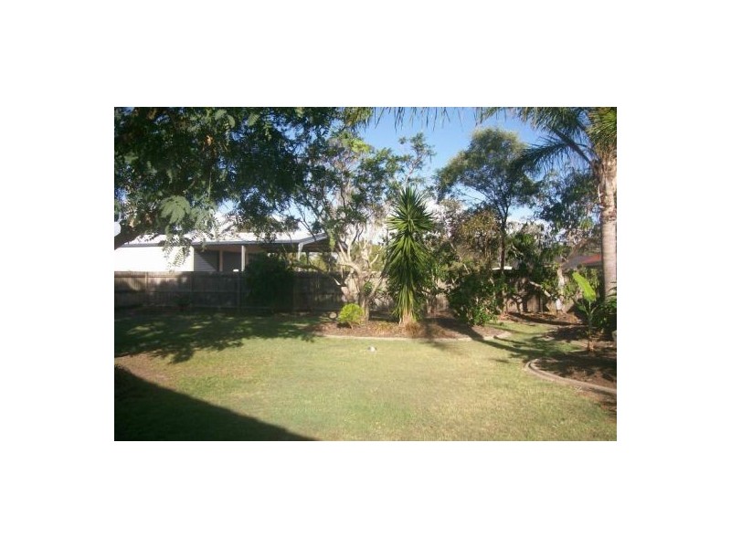 8 Maree Street, Wondunna QLD 4655