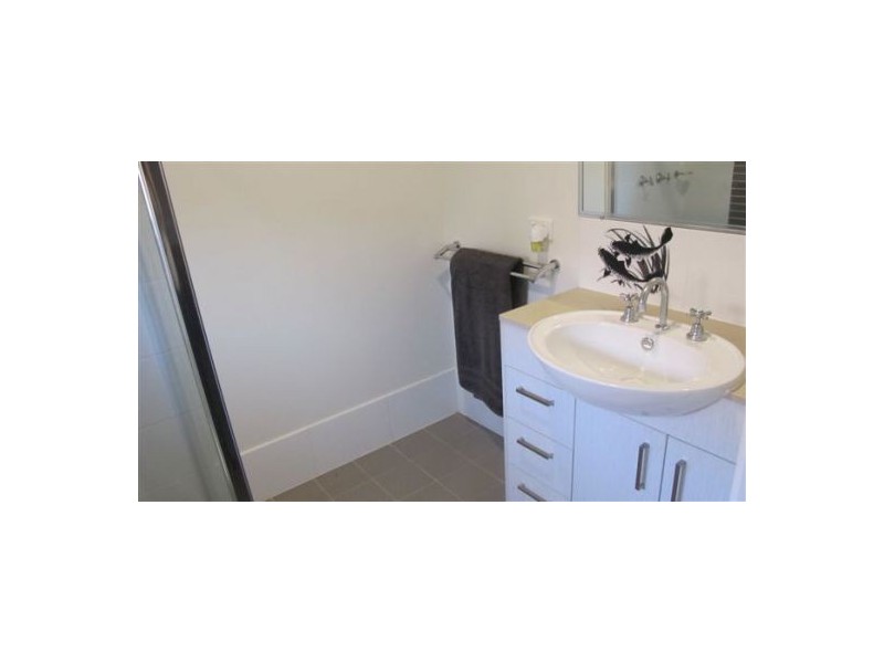 U157 / 230 Pulgul Street, Urangan QLD 4655