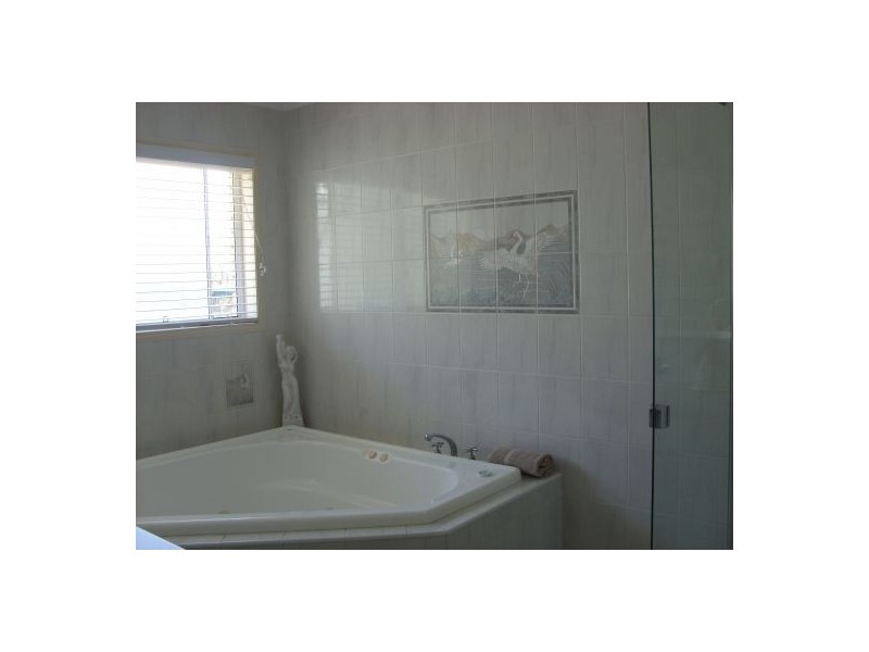 6 Colonel Ross Court, Craignish QLD 4655