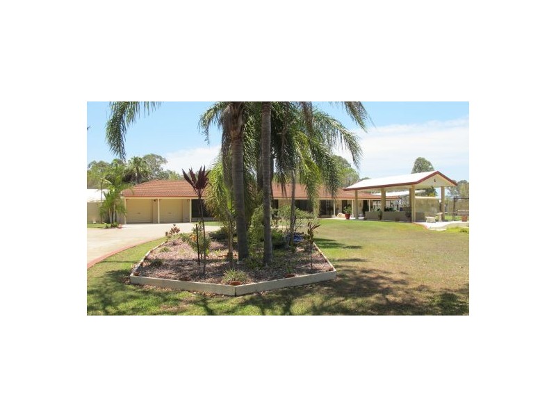 55 Shore Road East, Urangan QLD 4655