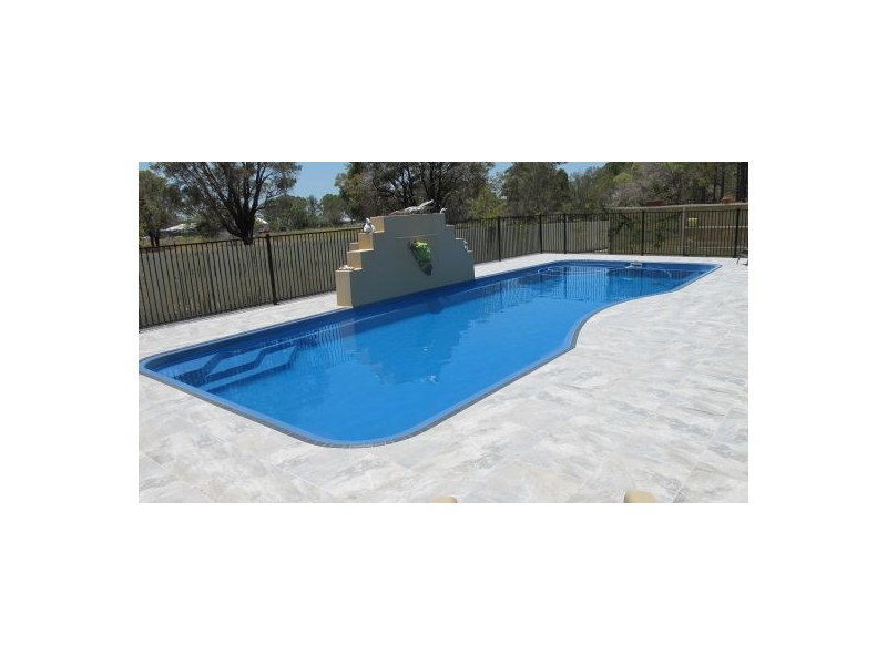 55 Shore Road East, Urangan QLD 4655