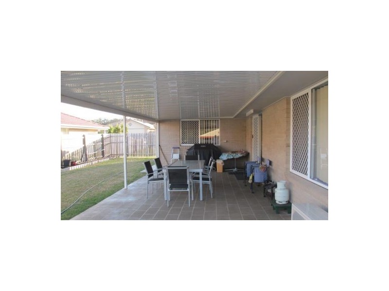 30 Moonstone Drive, Urangan QLD 4655