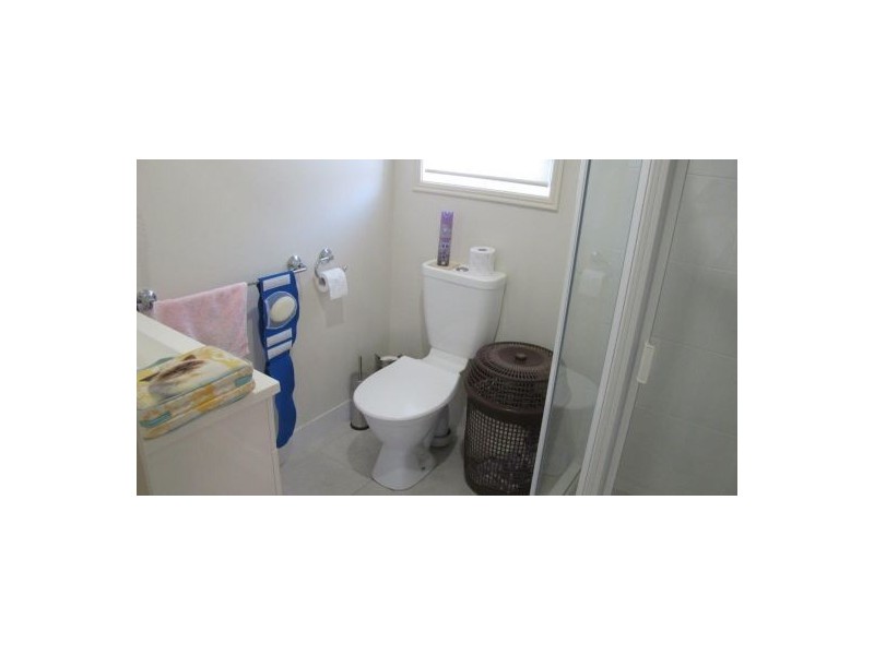 30 Moonstone Drive, Urangan QLD 4655