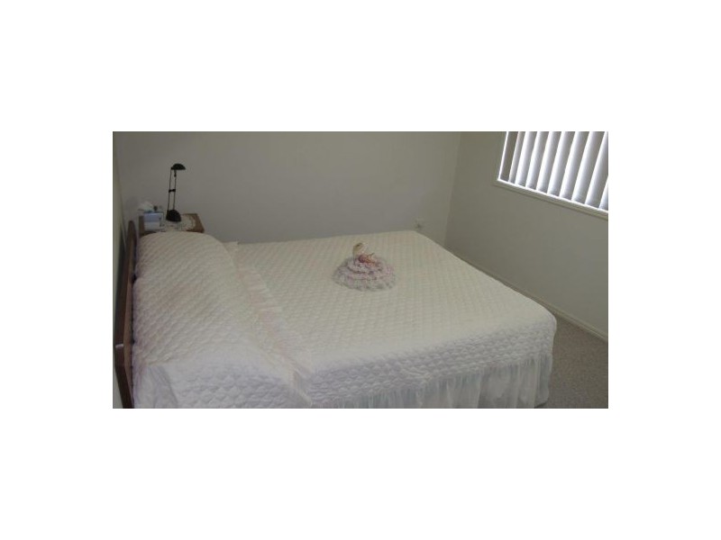 30 Moonstone Drive, Urangan QLD 4655