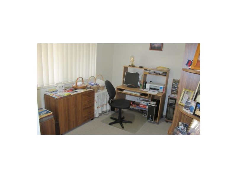 30 Moonstone Drive, Urangan QLD 4655