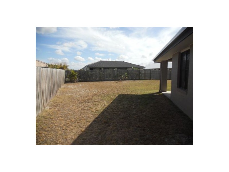 61 Bounty Circuit, Eli Waters QLD 4655