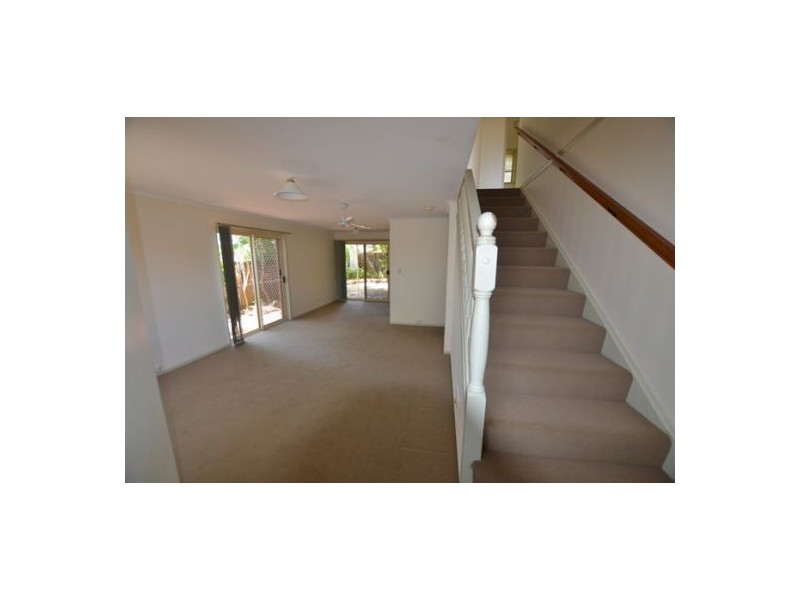 18/29 Neil St, Pialba QLD 4655
