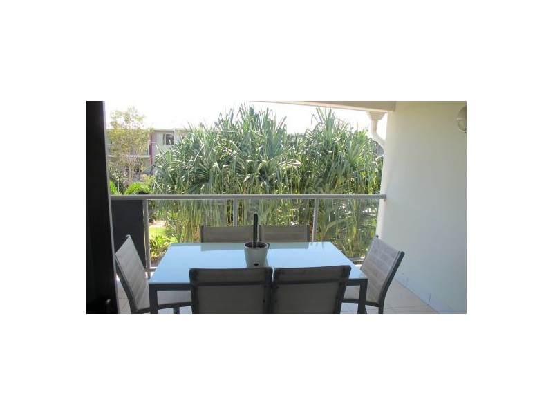 U 49 / 68 Pulgul St, Urangan QLD 4655
