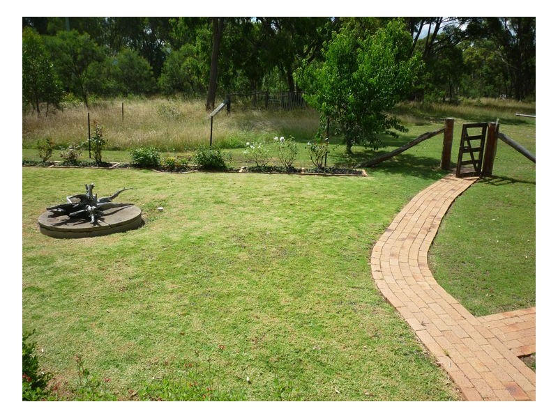 Invergowrie NSW 2350