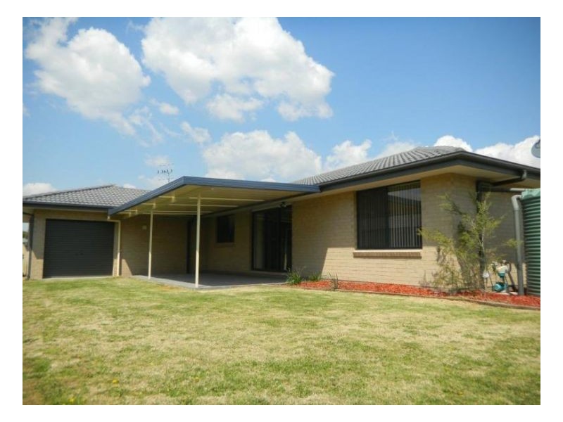14 Rusden Court, Armidale NSW 2350