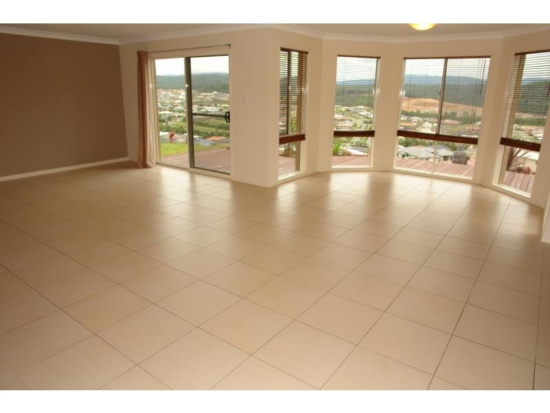 Pacific Pines QLD 4211