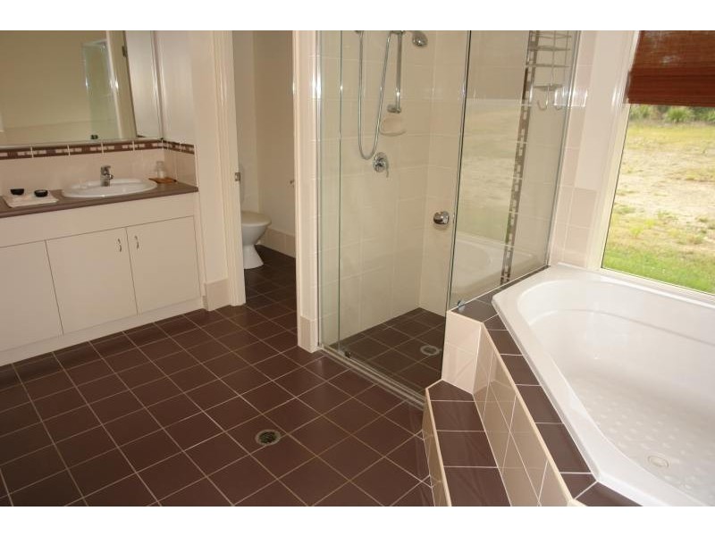 Pacific Pines QLD 4211