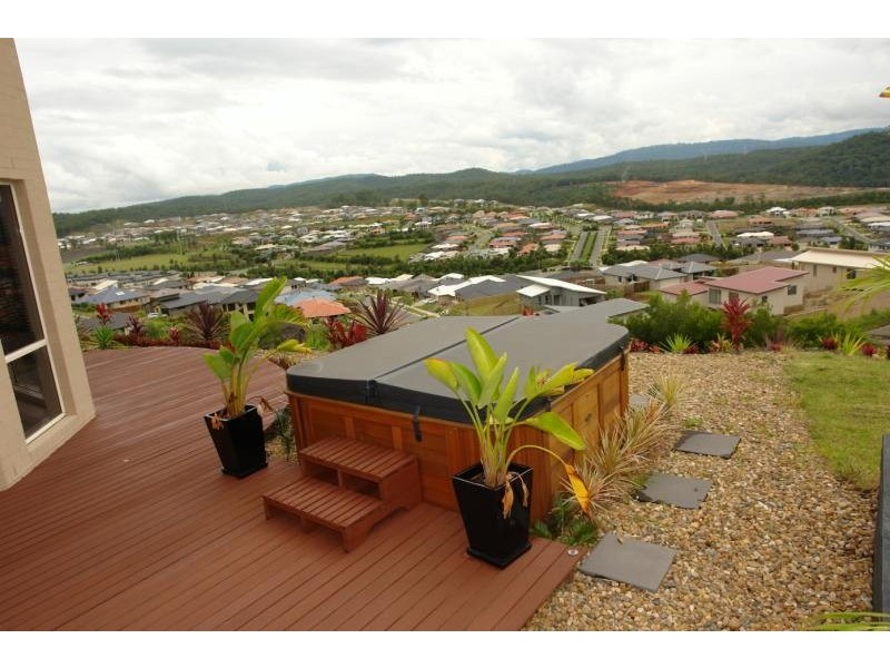 Pacific Pines QLD 4211