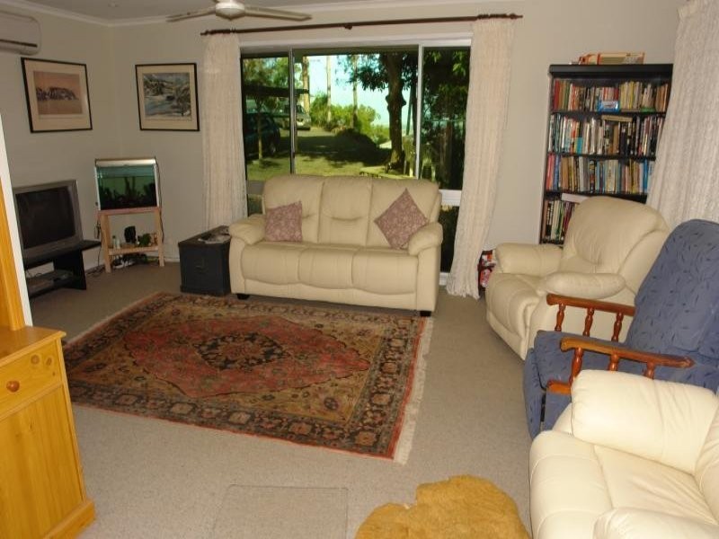 Wongawallan QLD 4210