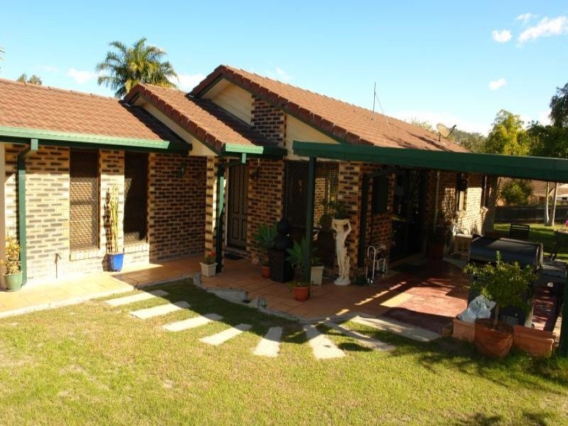 Highland Park QLD 4211