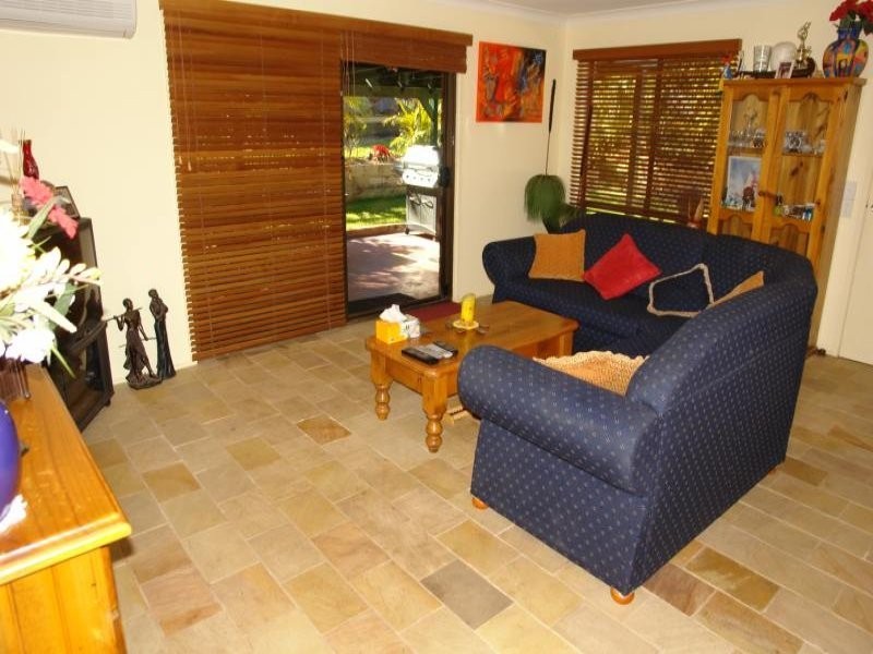 Highland Park QLD 4211