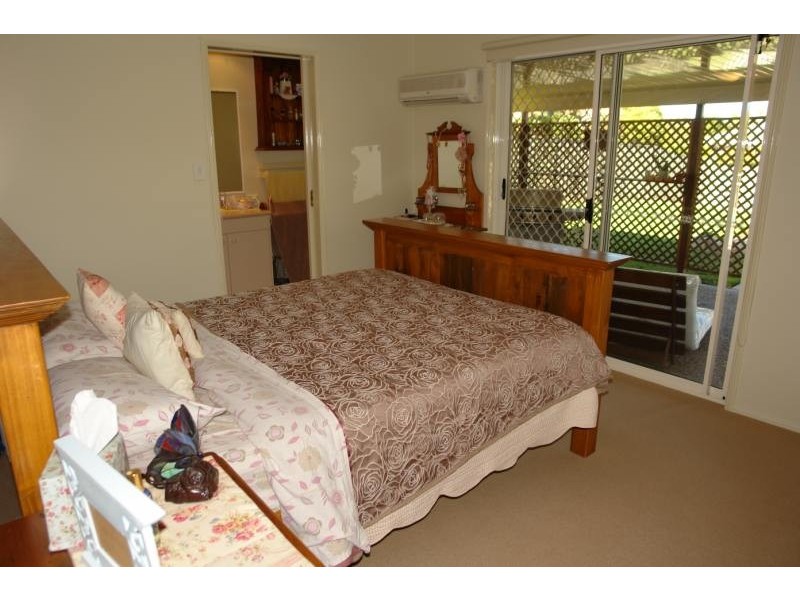 Pacific Pines QLD 4211