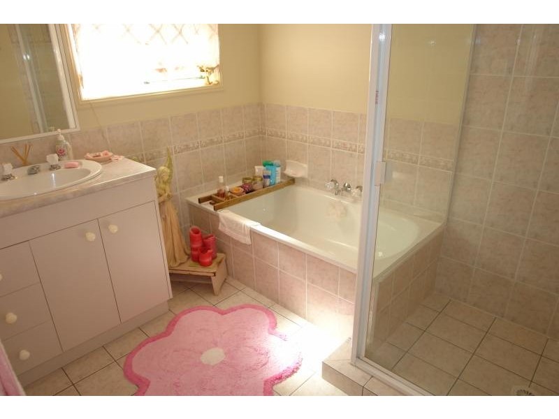 Pacific Pines QLD 4211