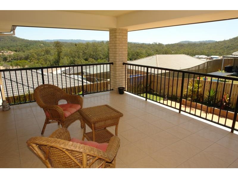 Pacific Pines QLD 4211