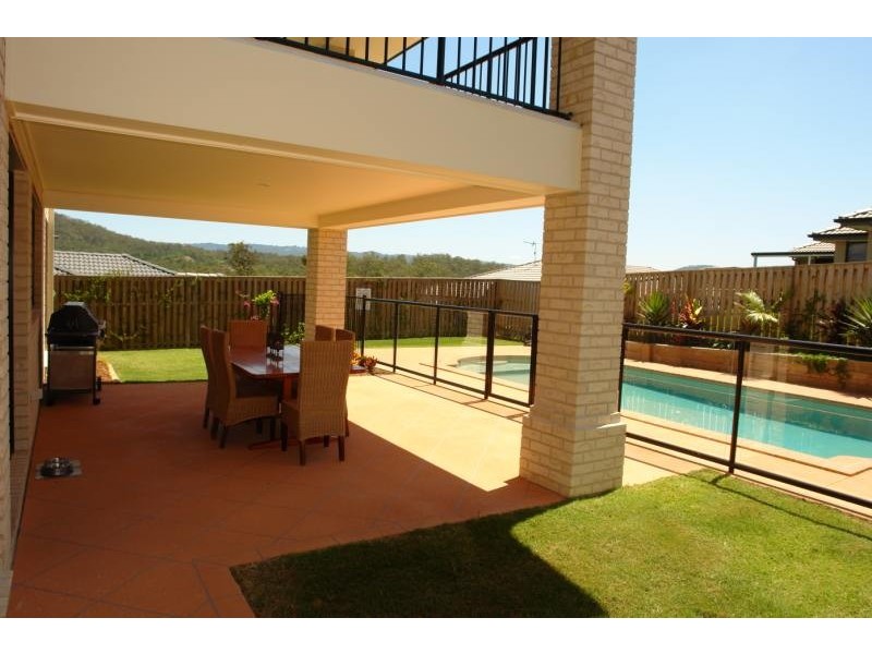 Pacific Pines QLD 4211