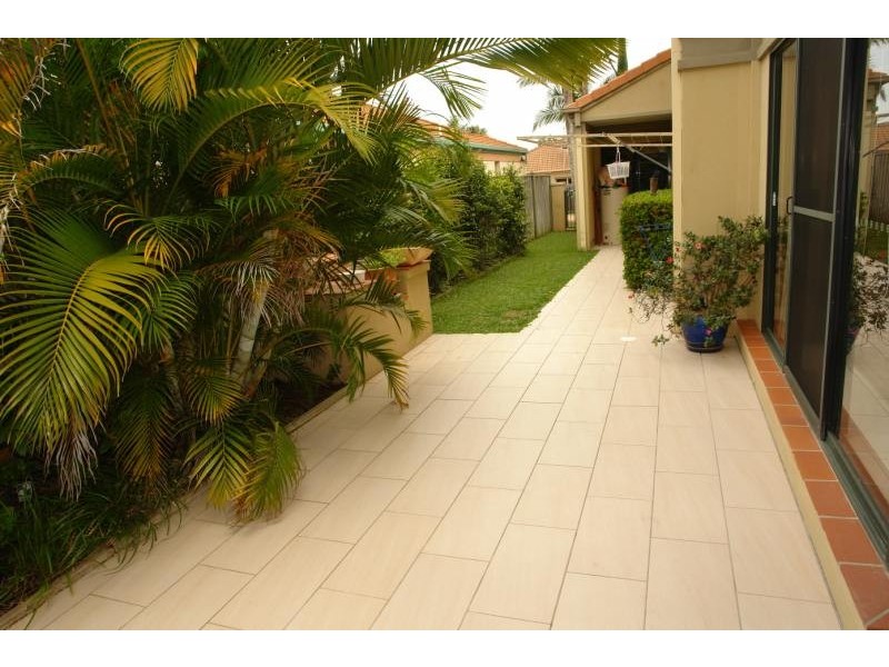 Hope Island QLD 4212