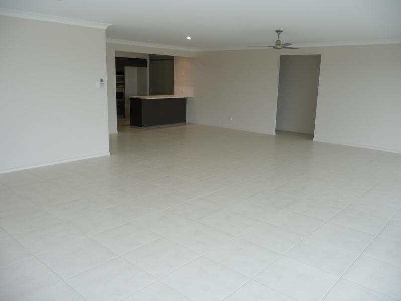 Pacific Pines QLD 4211