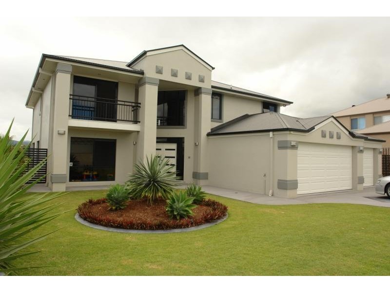 Pacific Pines QLD 4211