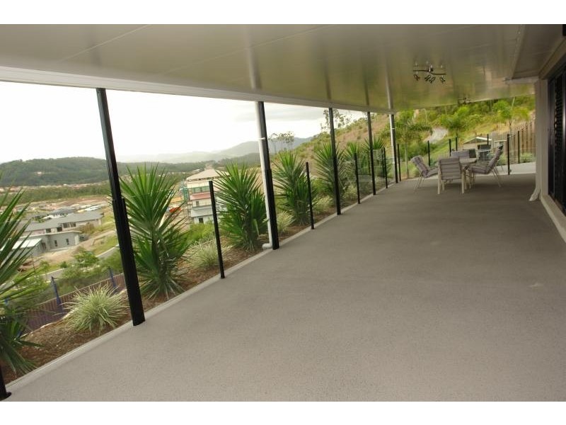 Pacific Pines QLD 4211