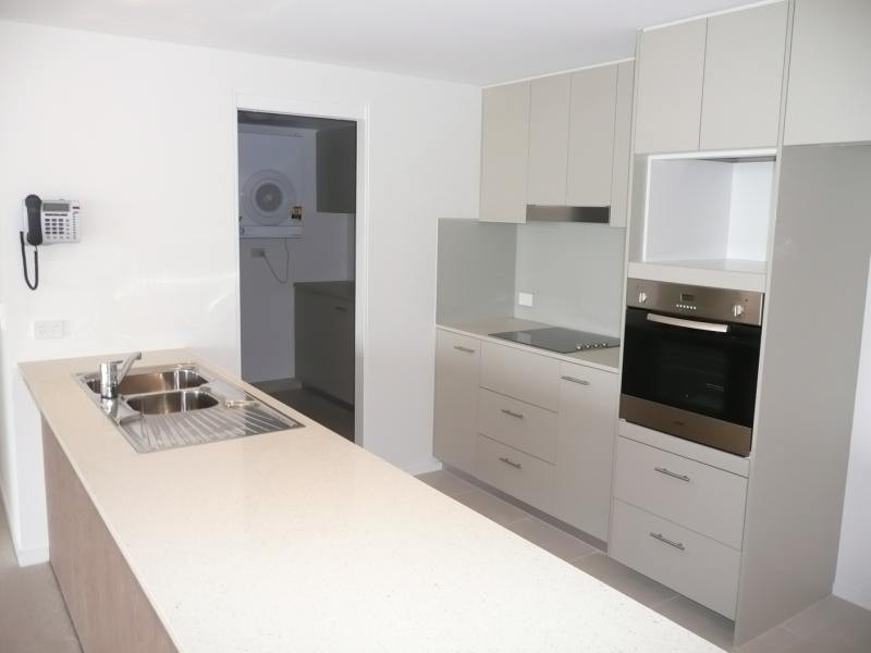 Hope Island QLD 4212