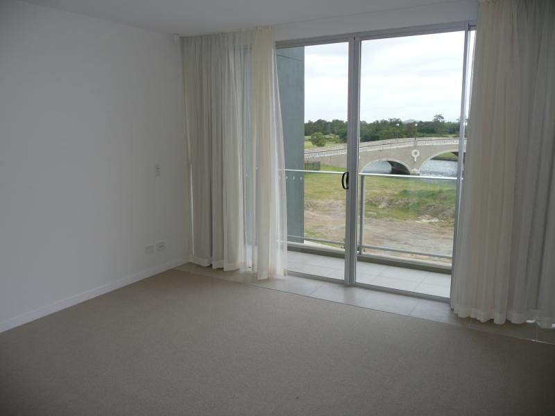 Hope Island QLD 4212