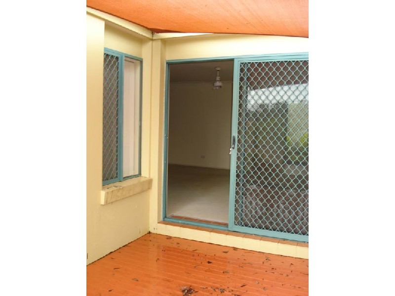 Labrador QLD 4215