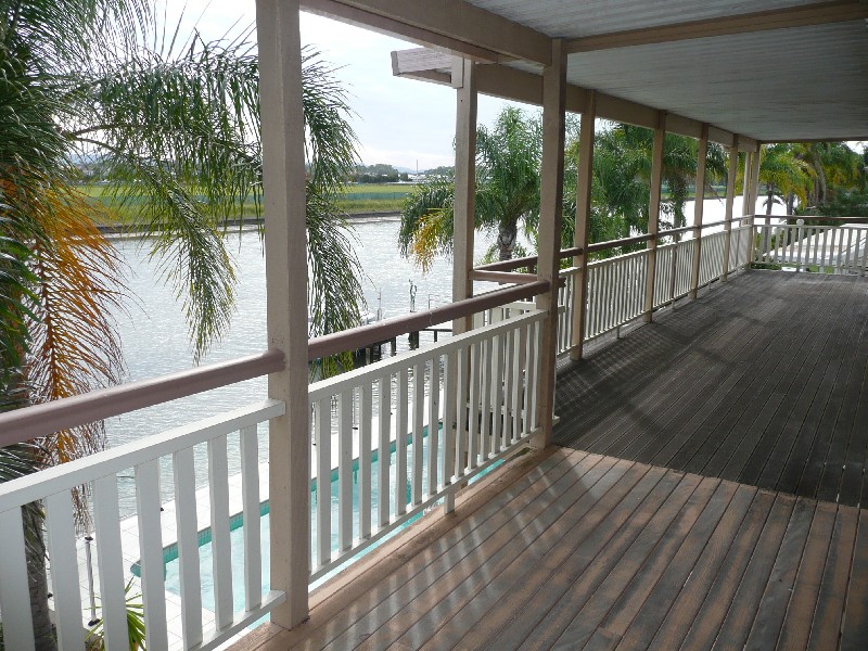 Biggera Waters QLD 4216