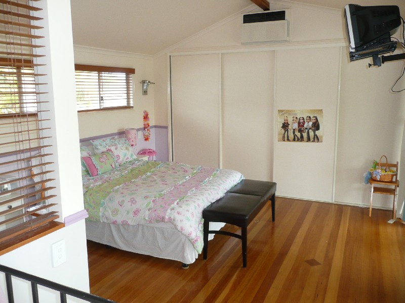 Biggera Waters QLD 4216