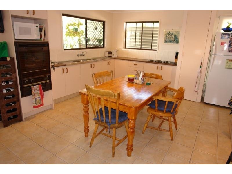 Paradise Point QLD 4216