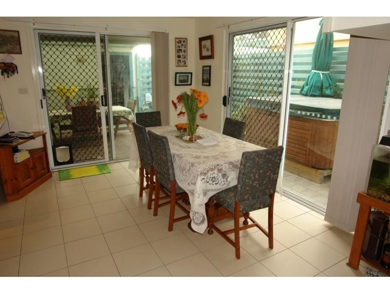 Hope Island QLD 4212