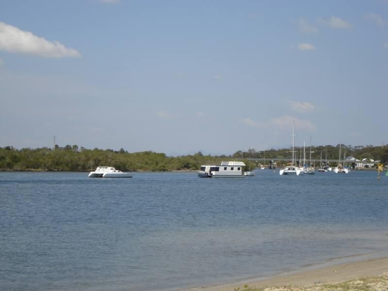 Hope Island QLD 4212