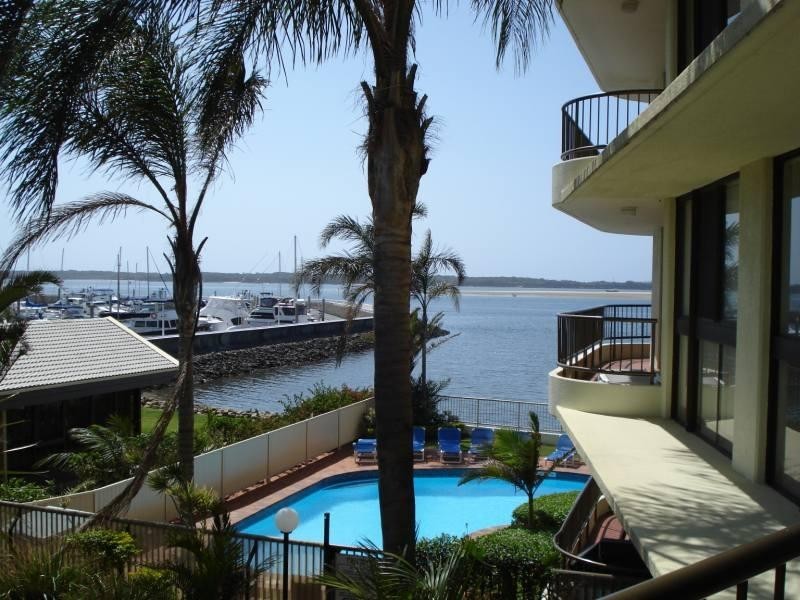 Runaway Bay QLD 4216