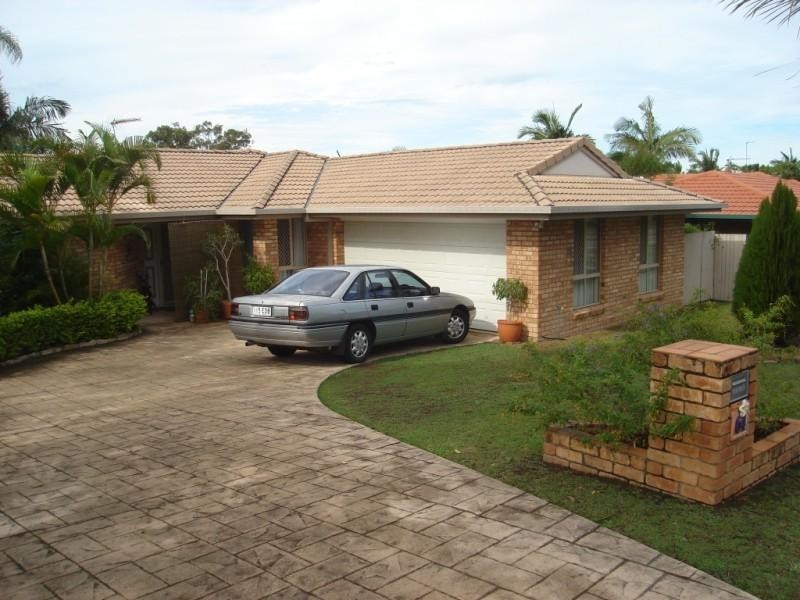 Parkwood QLD 4214