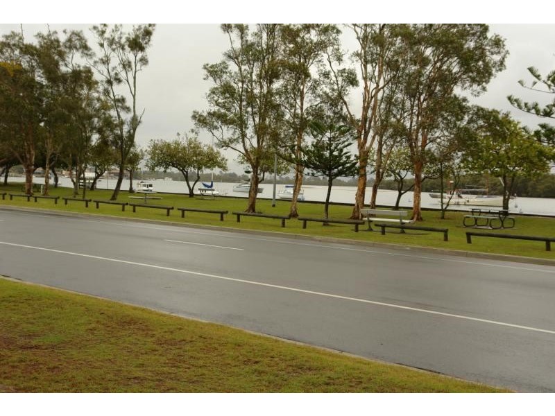 Paradise Point QLD 4216