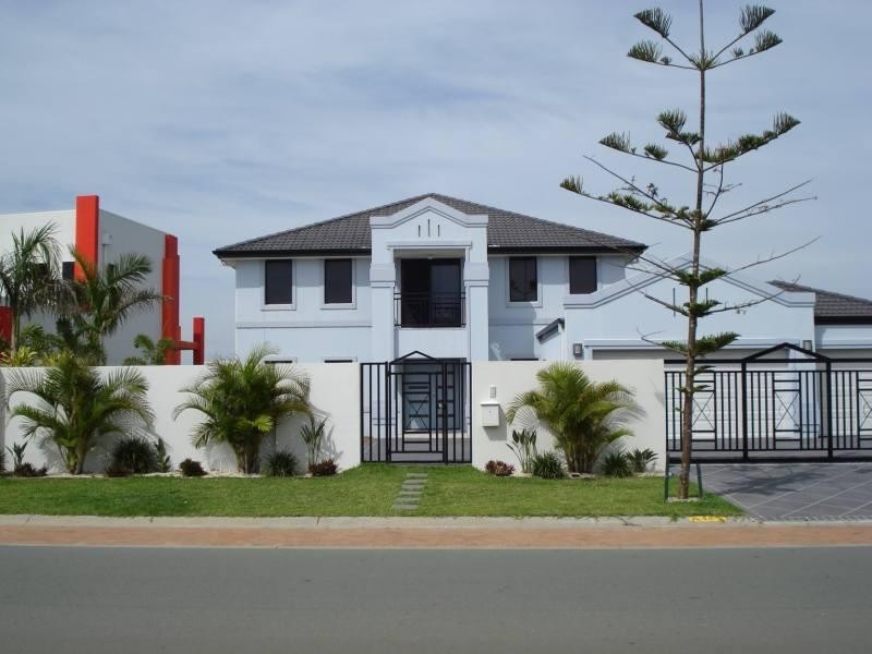 Paradise Point QLD 4216