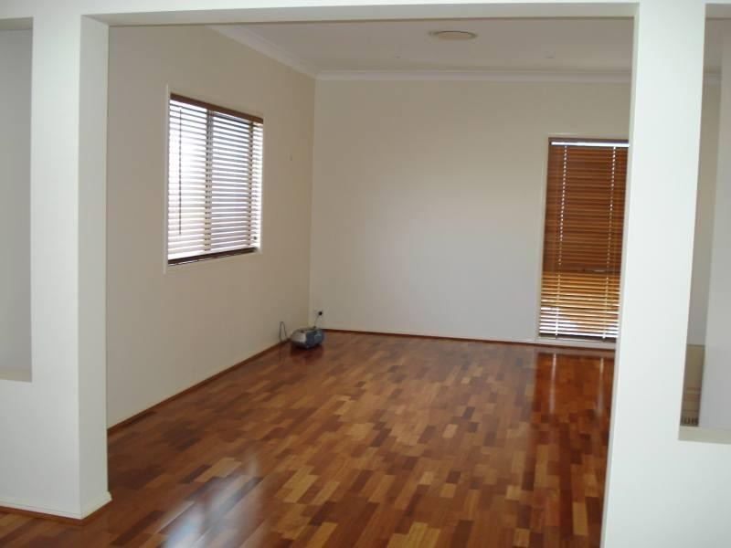 Paradise Point QLD 4216