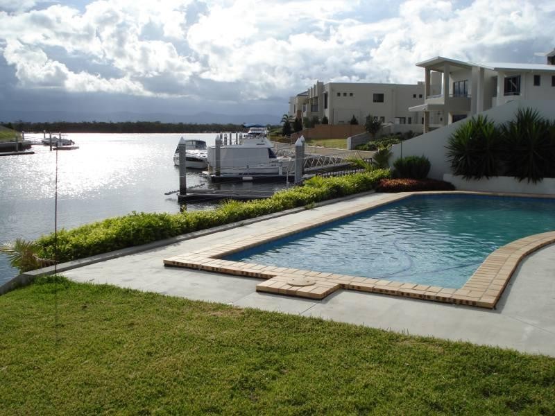 Paradise Point QLD 4216