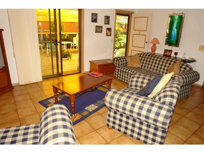 Paradise Point QLD 4216