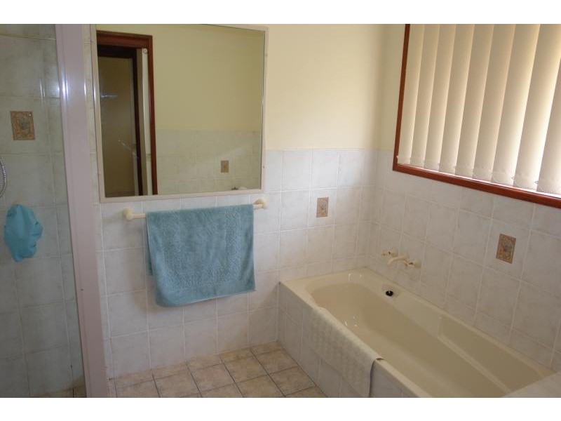 Hope Island QLD 4212